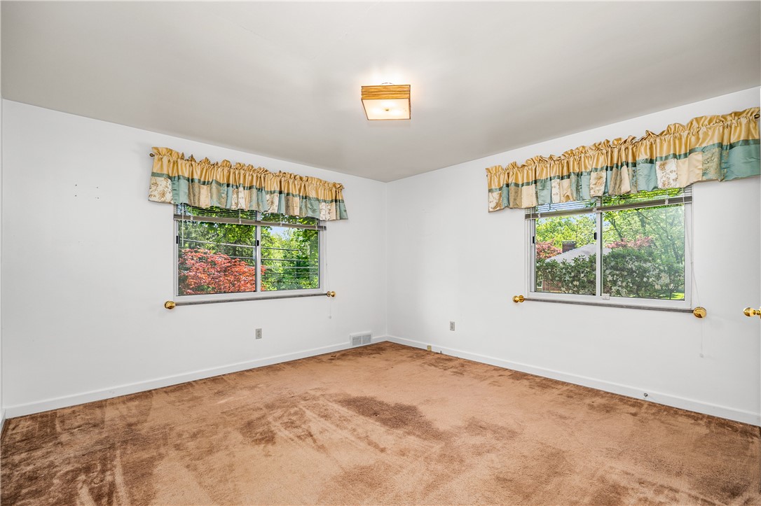 683 Thompson Run Road
