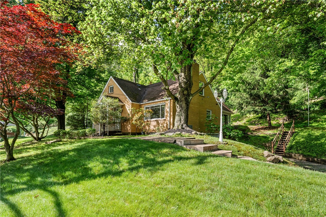 683 Thompson Run Road