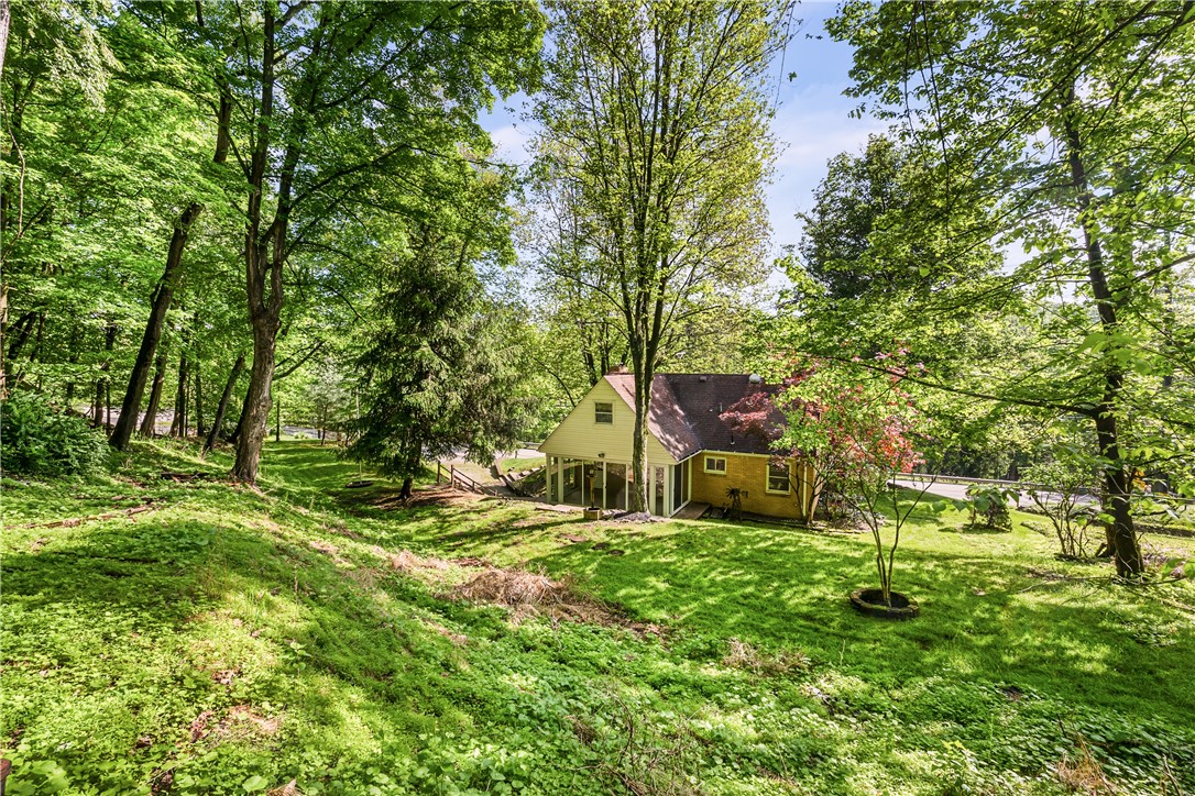 683 Thompson Run Road