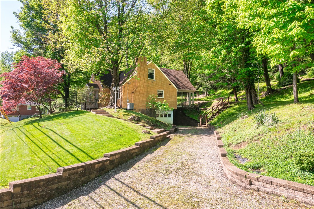 683 Thompson Run Road