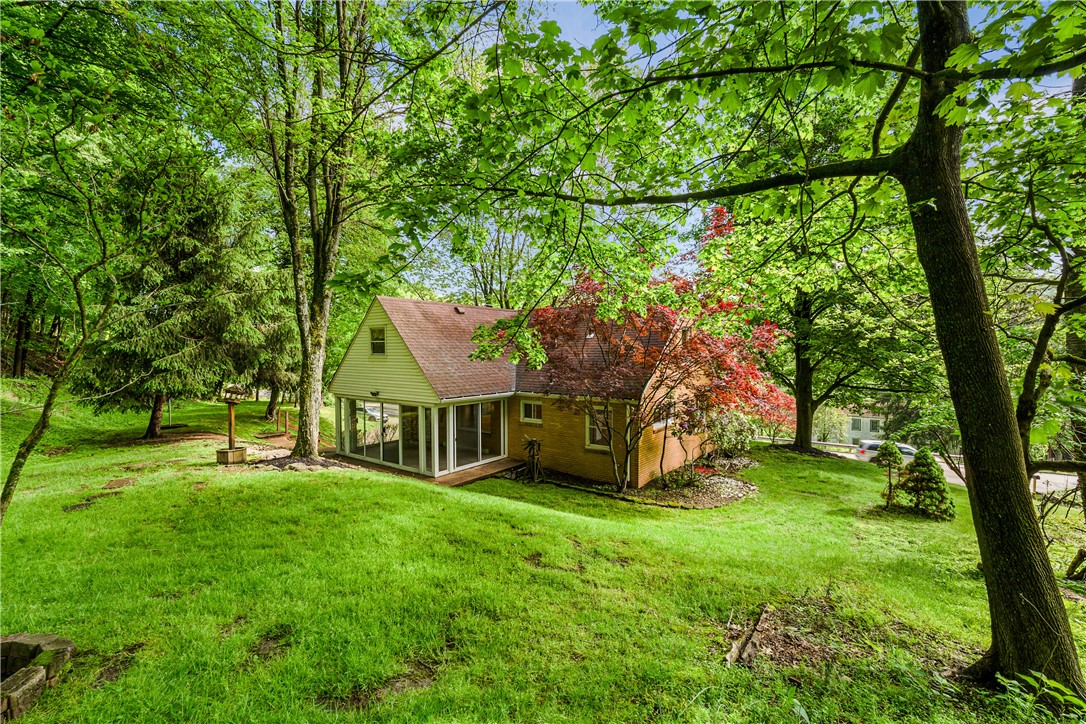 683 Thompson Run Road