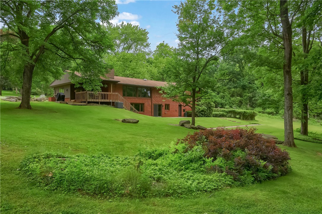 929 Center Oak Drive
