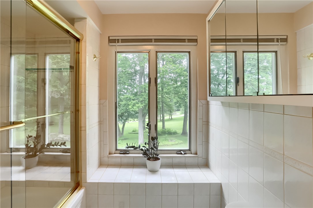 929 Center Oak Drive