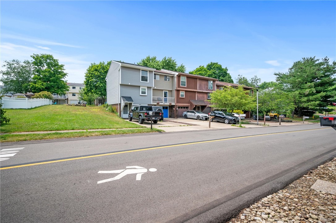 205 Cranbrooke Dr