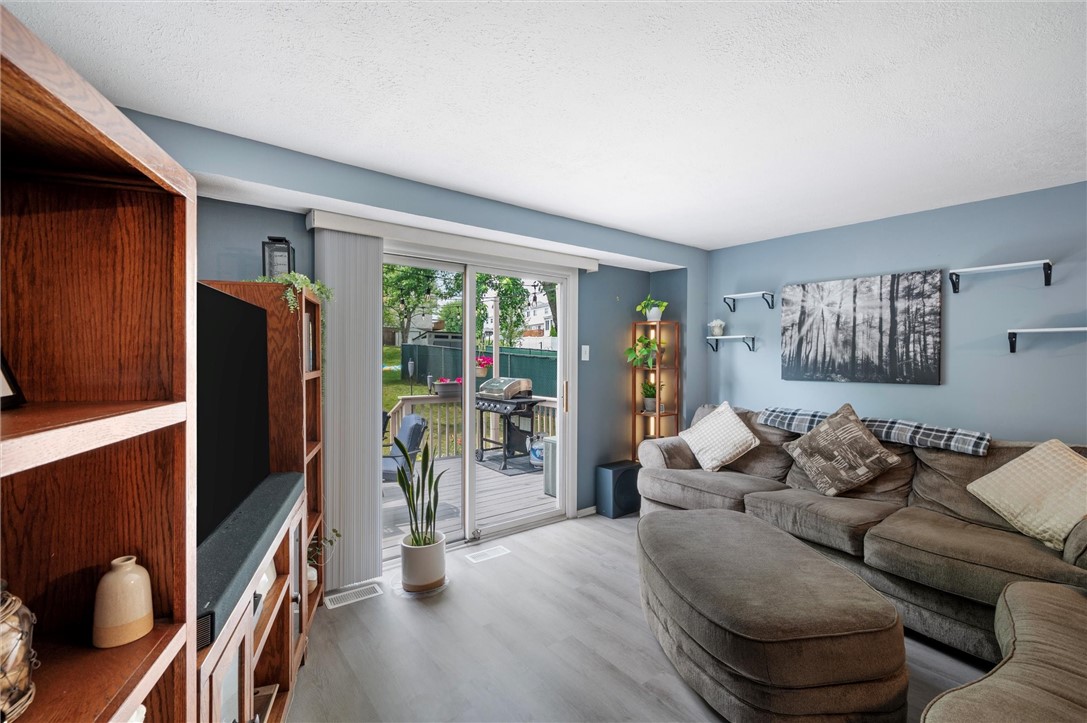 205 Cranbrooke Dr