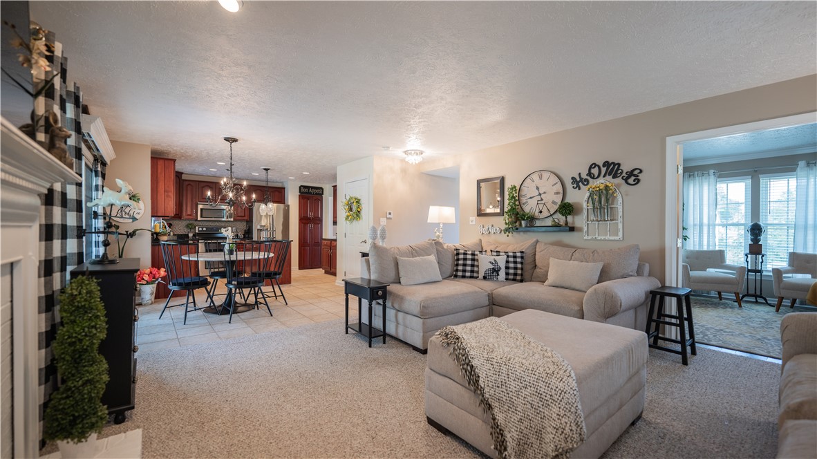 186 Valley View Dr