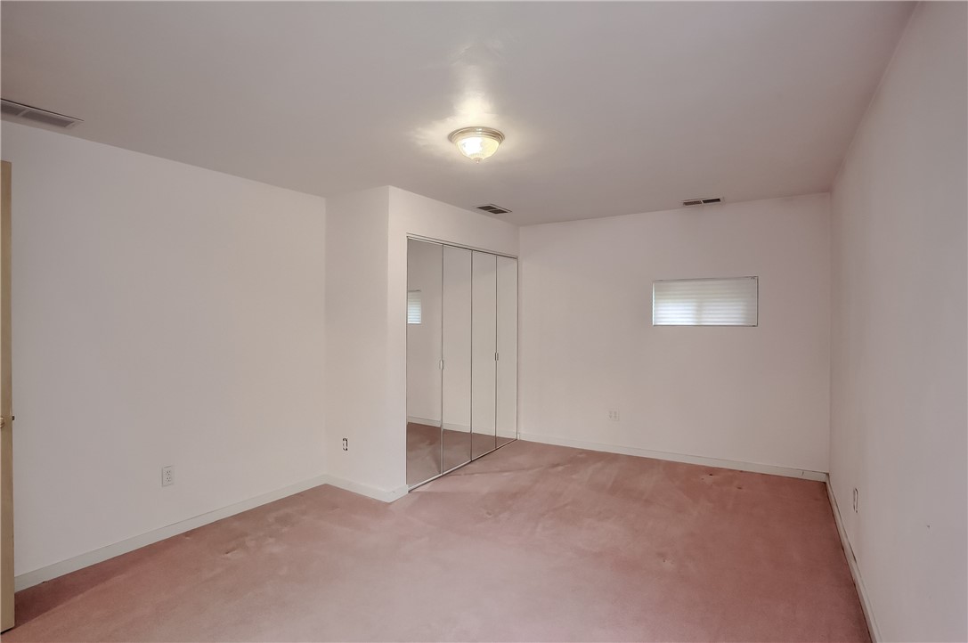 242 Churchill Rd