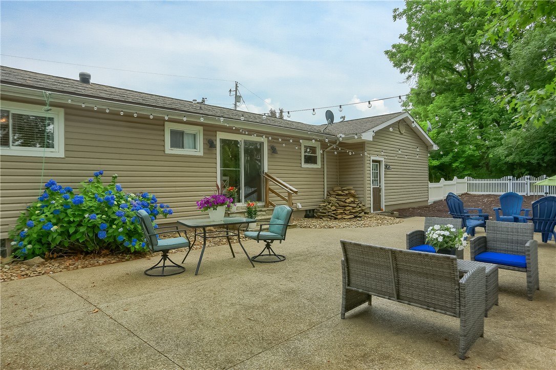 305 Highland Dr