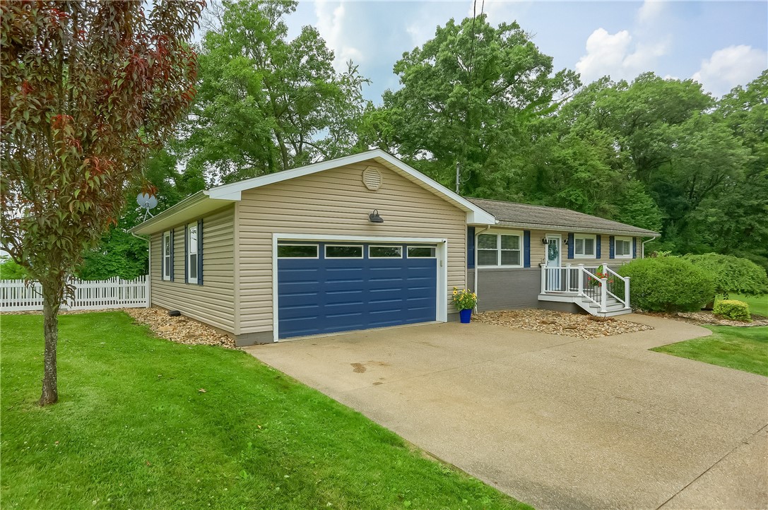 305 Highland Dr