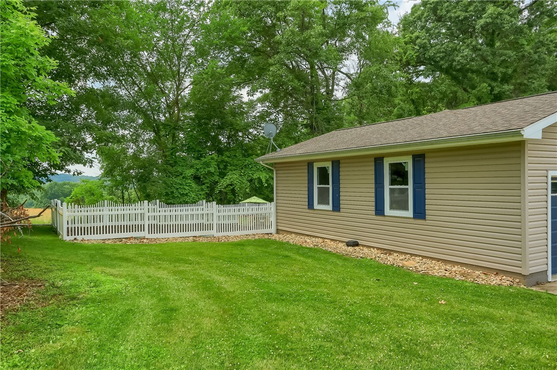 305 Highland Dr