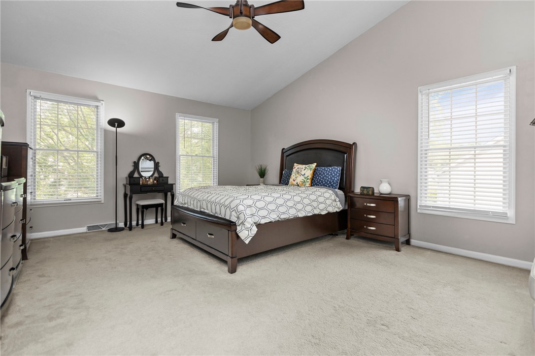 105 Village Dr