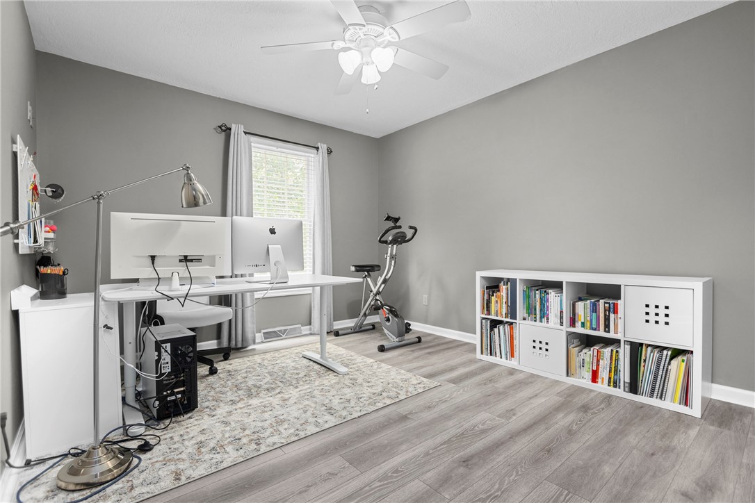 105 Village Dr