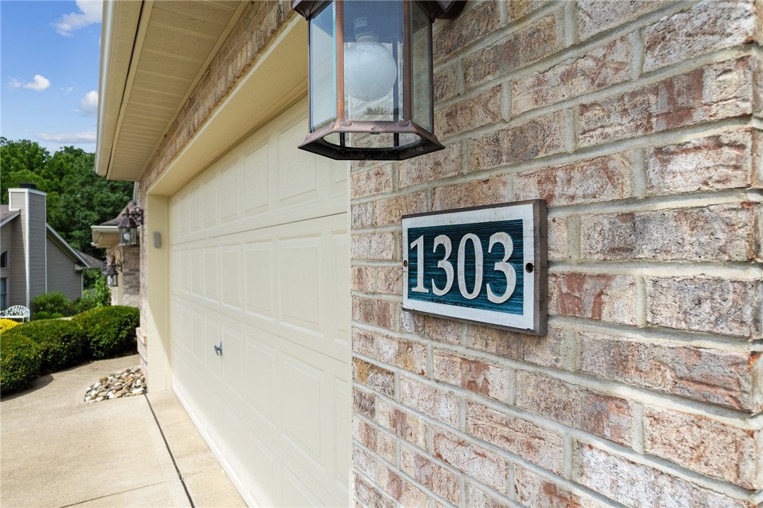 1303 Hunt Club Dr