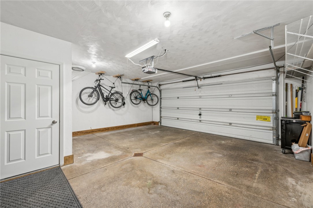 1303 Hunt Club Dr