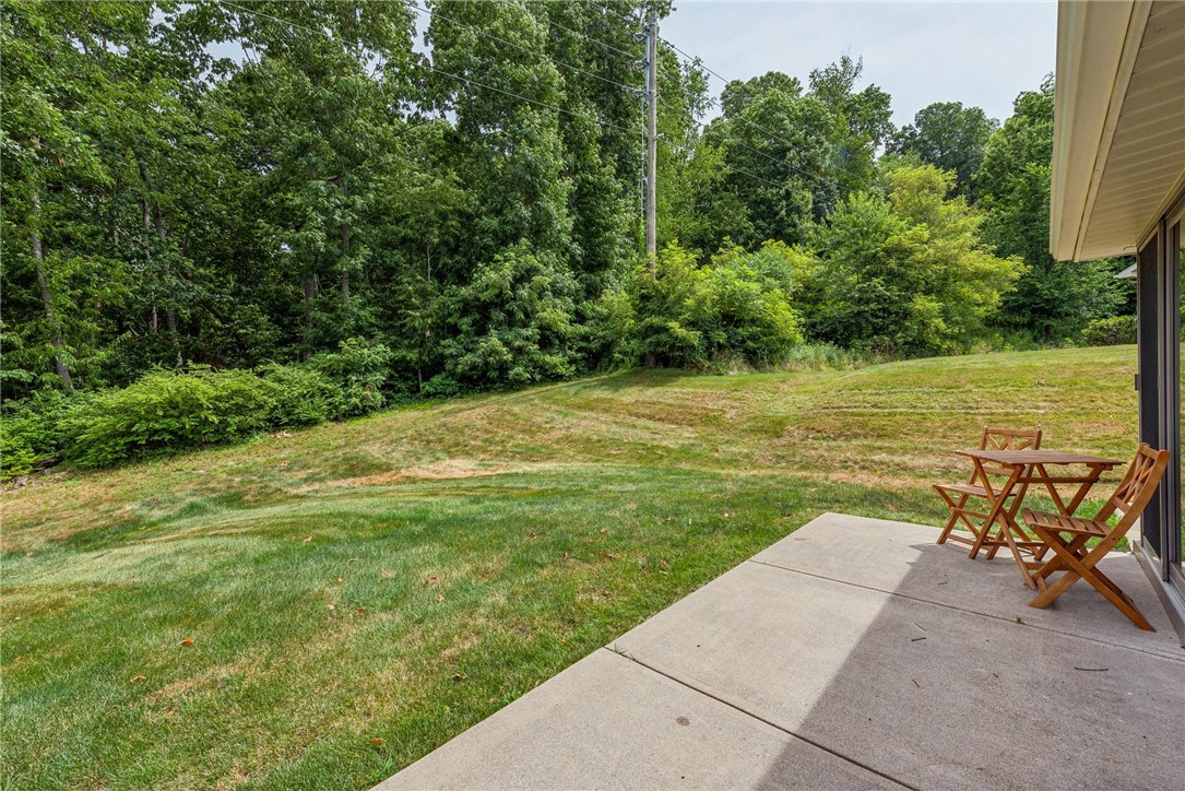 1303 Hunt Club Dr