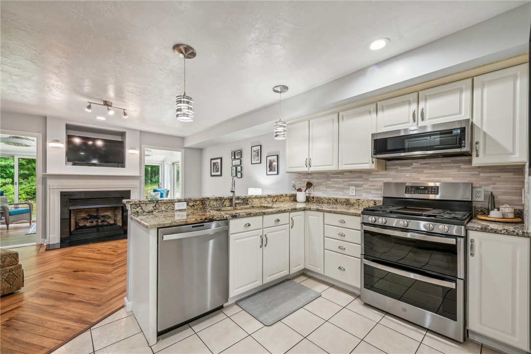 1303 Hunt Club Dr