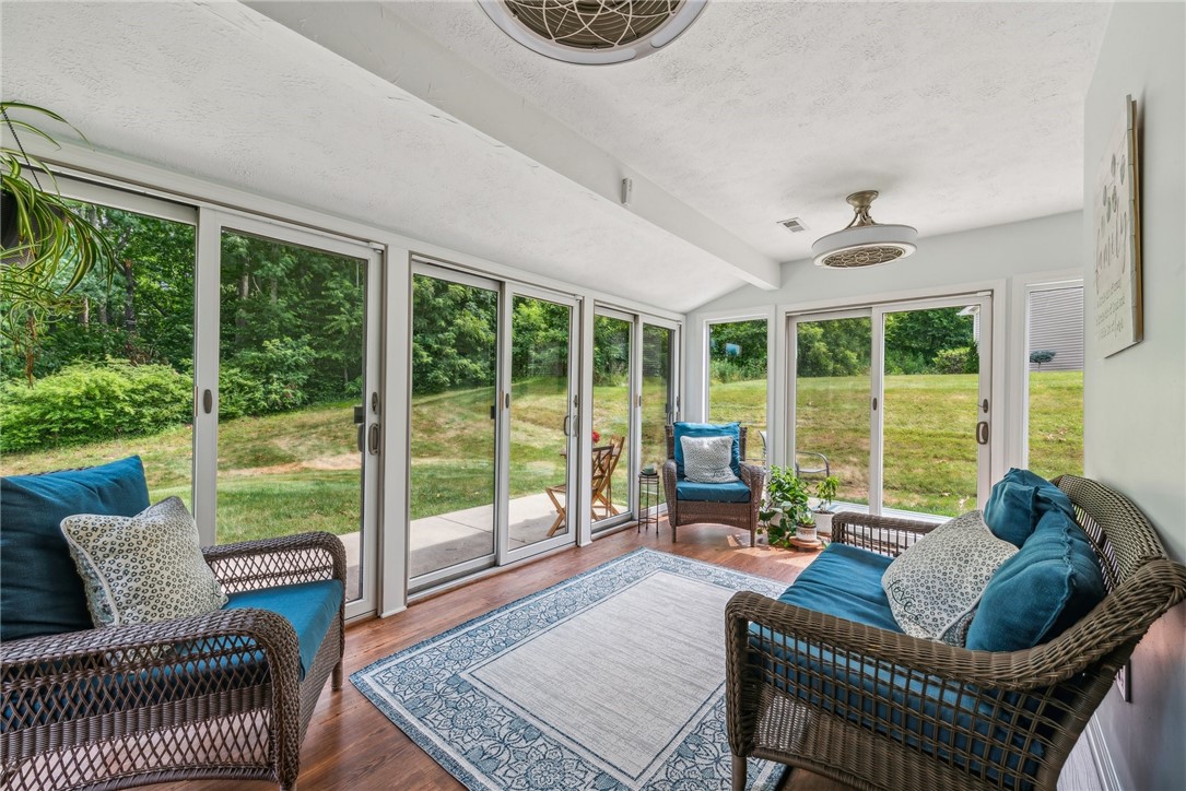 1303 Hunt Club Dr