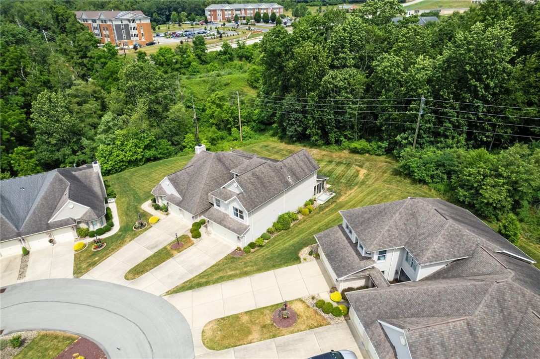 1303 Hunt Club Dr