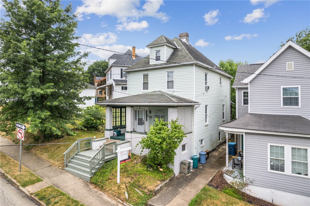 344 College Ave
