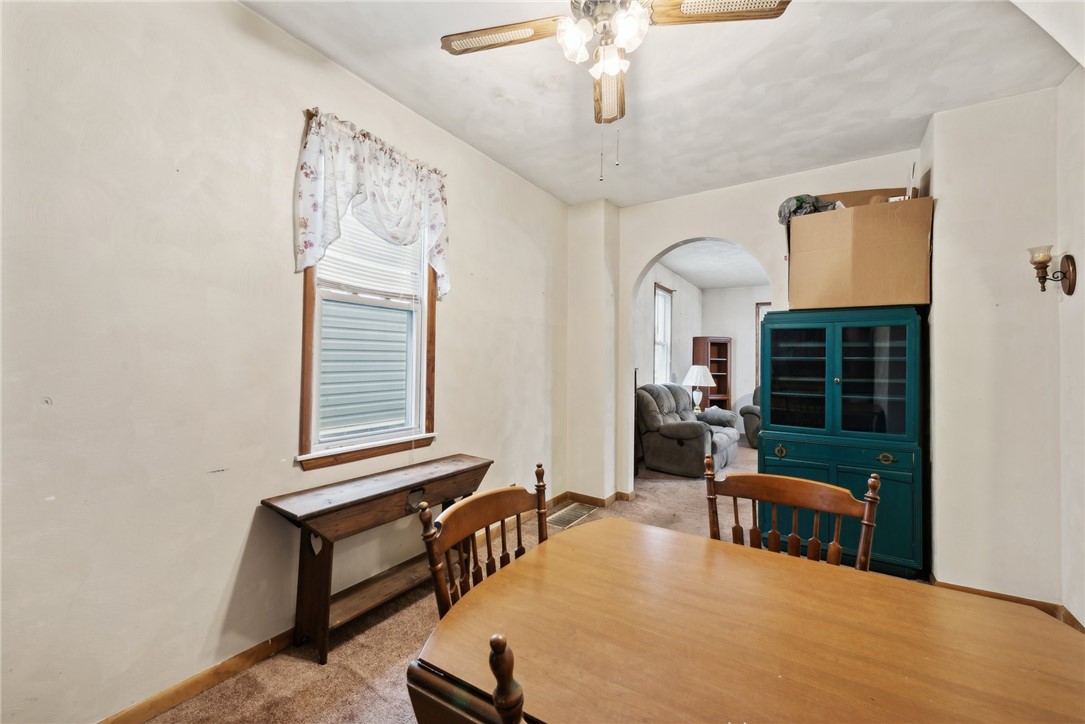 344 College Ave
