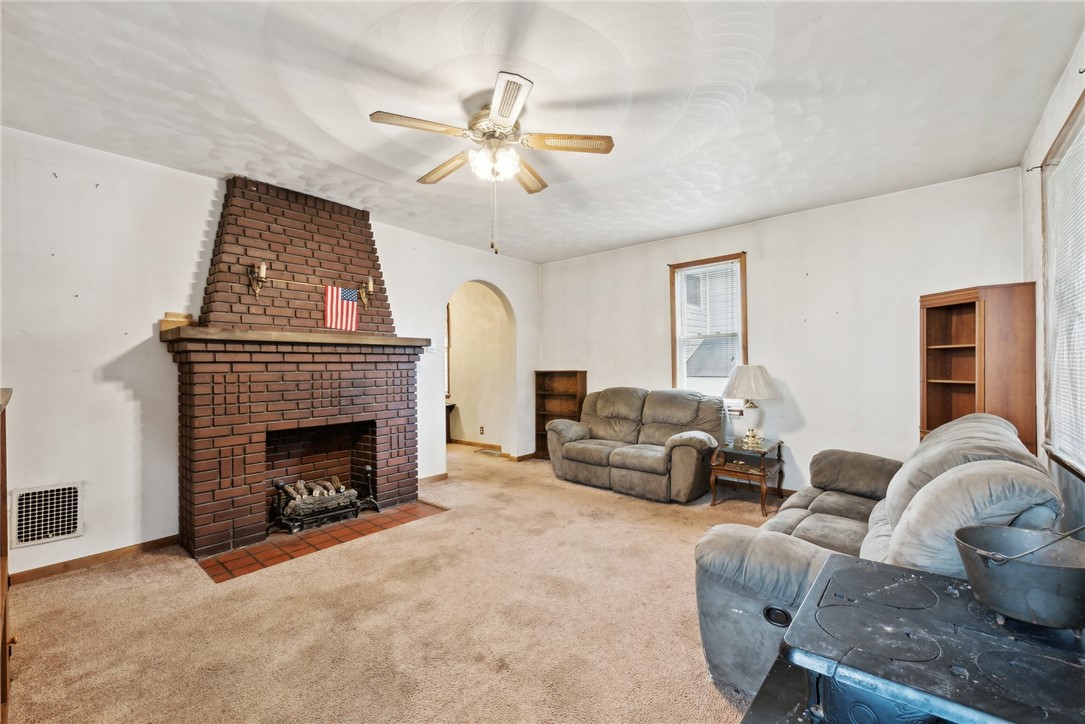 344 College Ave
