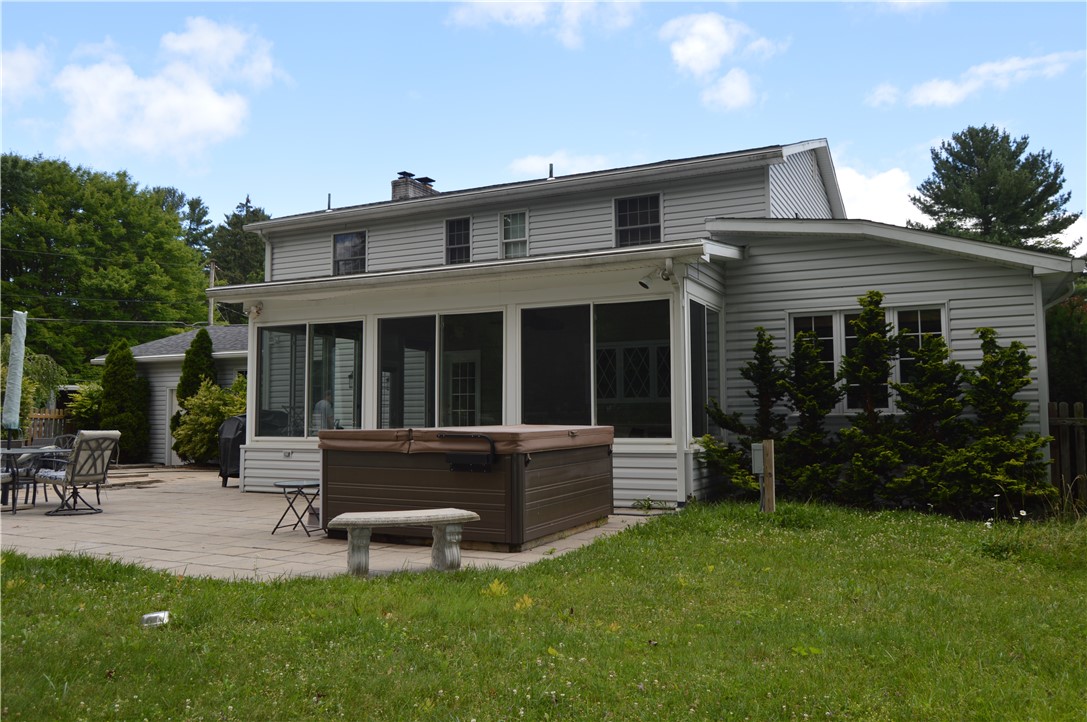 4870 Scott Dr