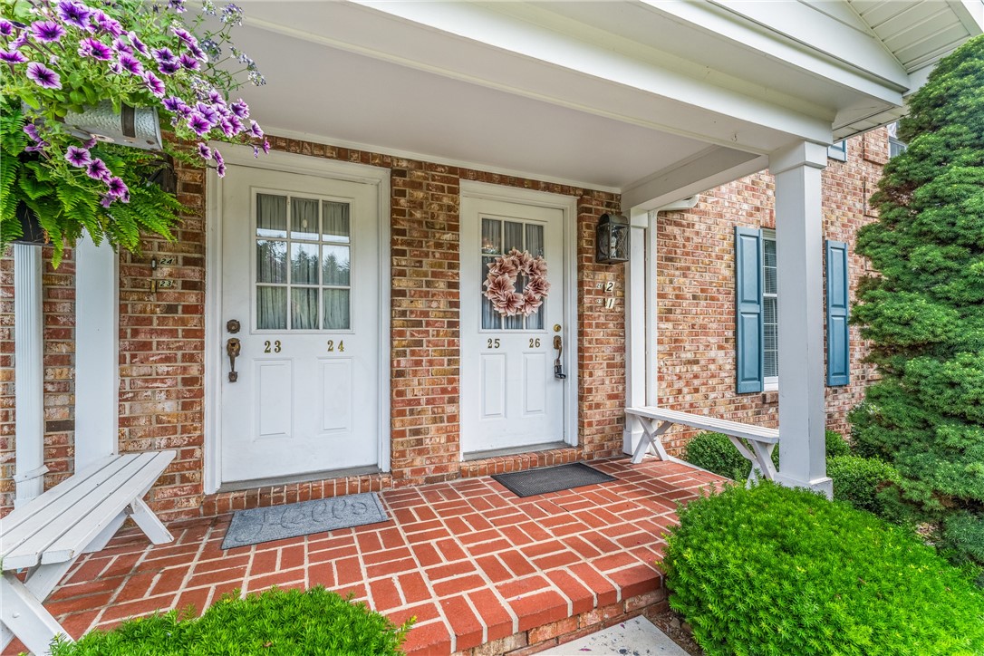 286 Windsor Rdg 25