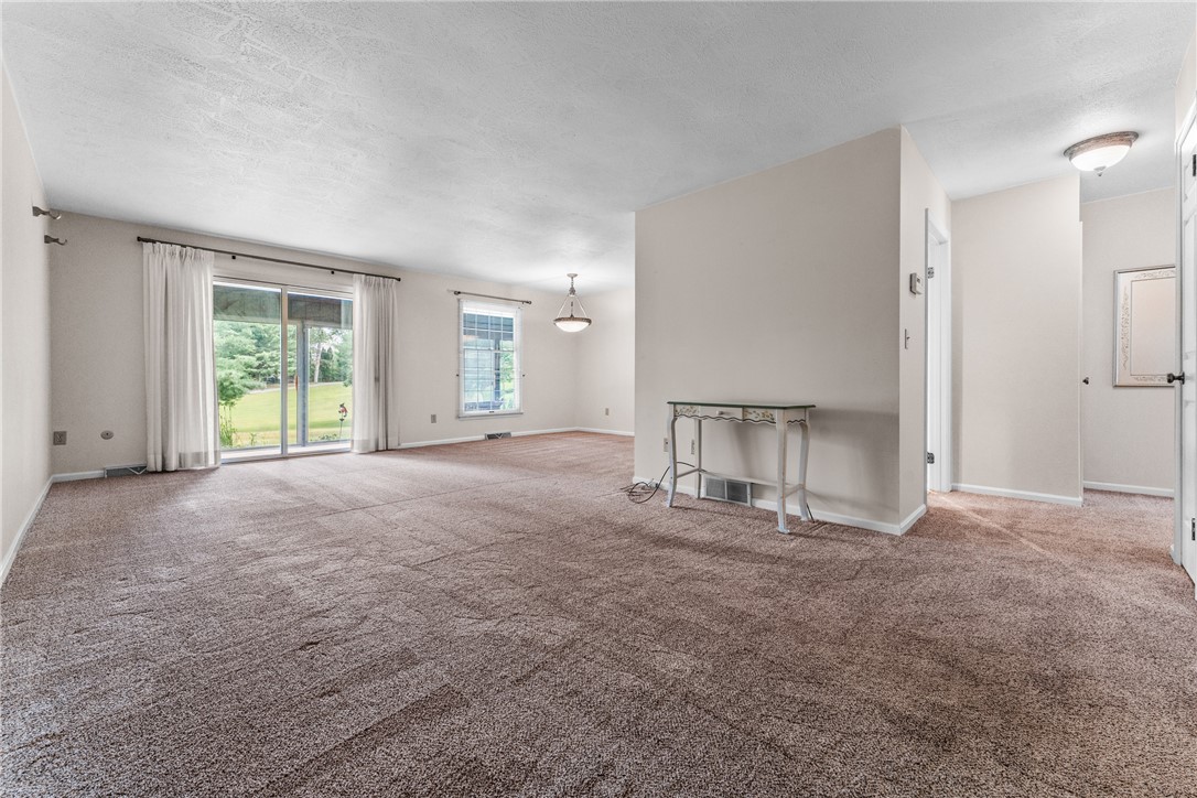 286 Windsor Rdg 25