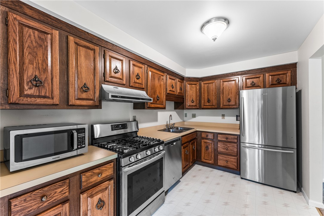286 Windsor Rdg 25