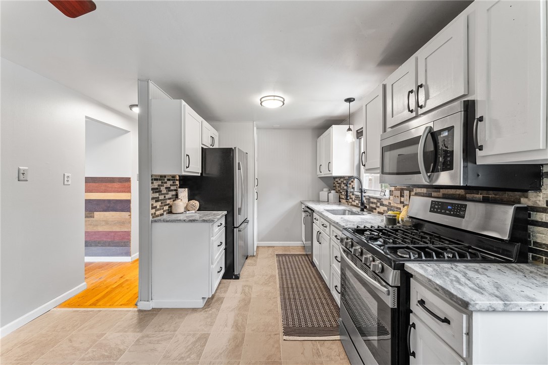 559 Sautter Dr