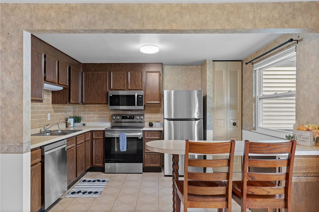 508 Hemlock Ct