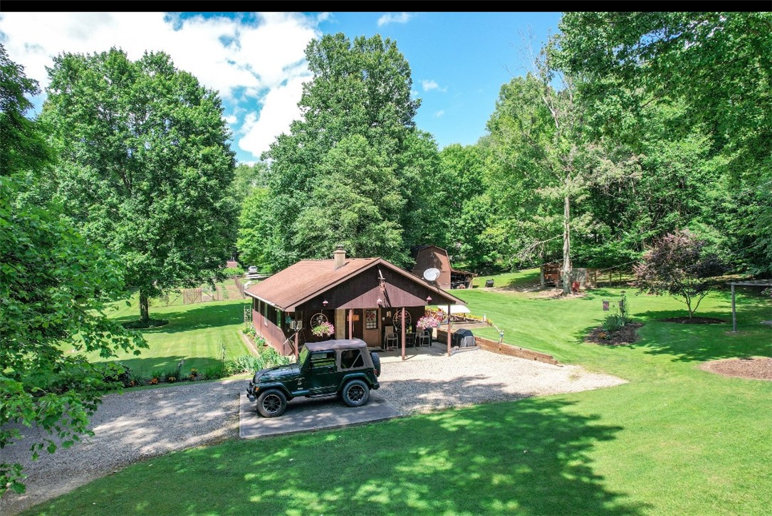 216 Clubhouse Dr
