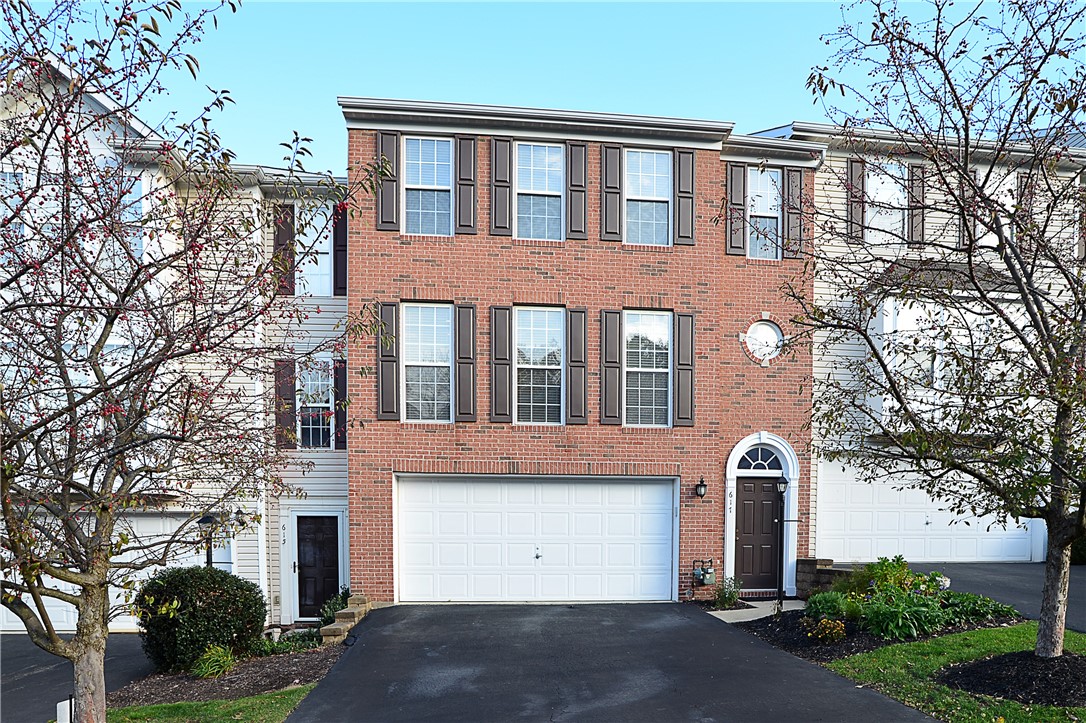 617 E Village Green Blvd.