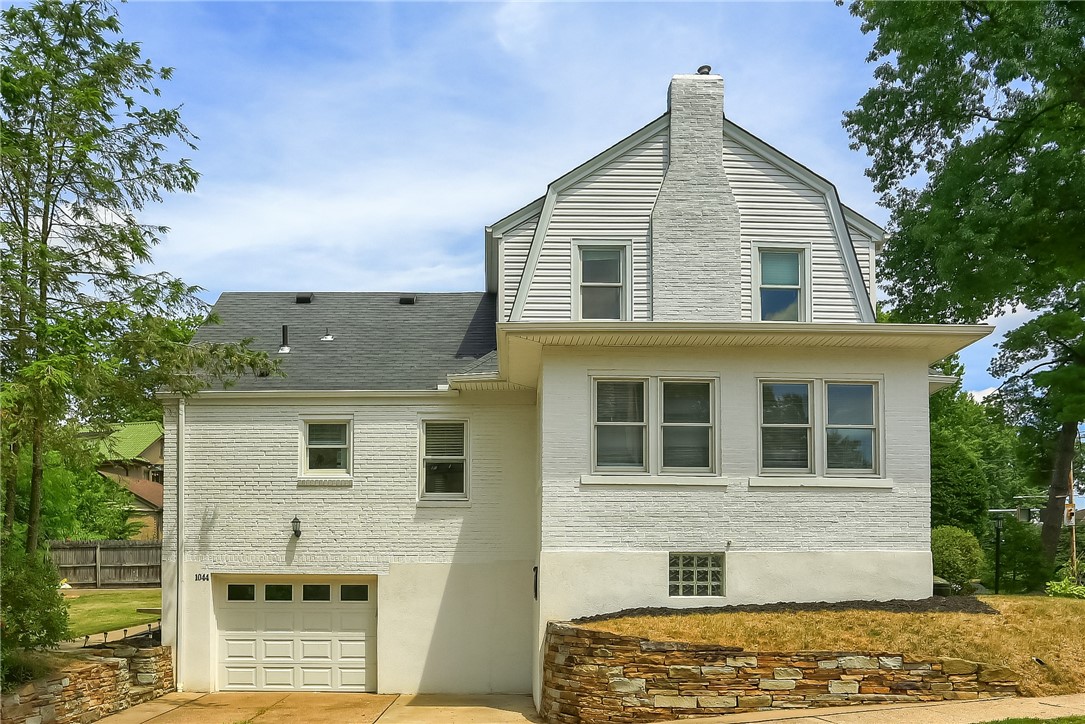 1044 Washington Road
