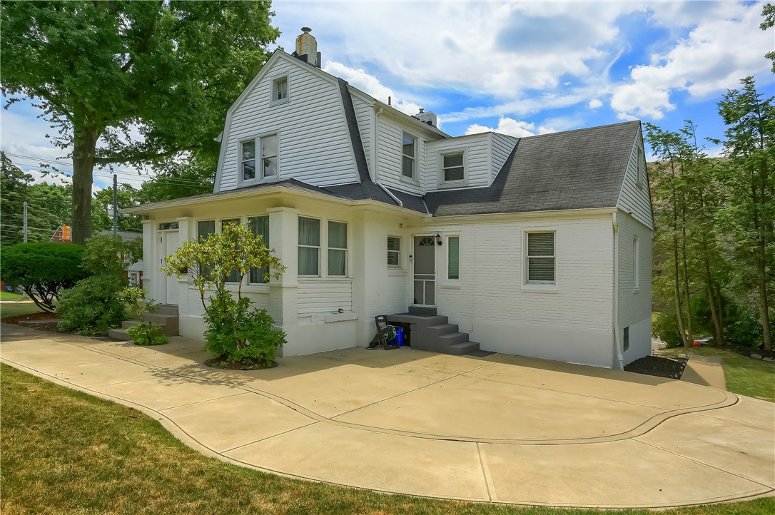 1044 Washington Road