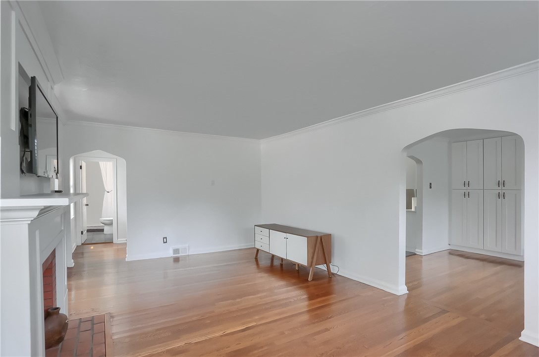 1044 Washington Road