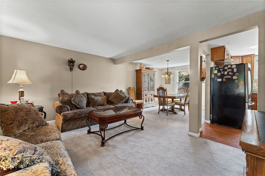 2977 Amy Drive