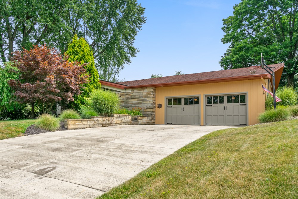 203 Hayeswold Dr