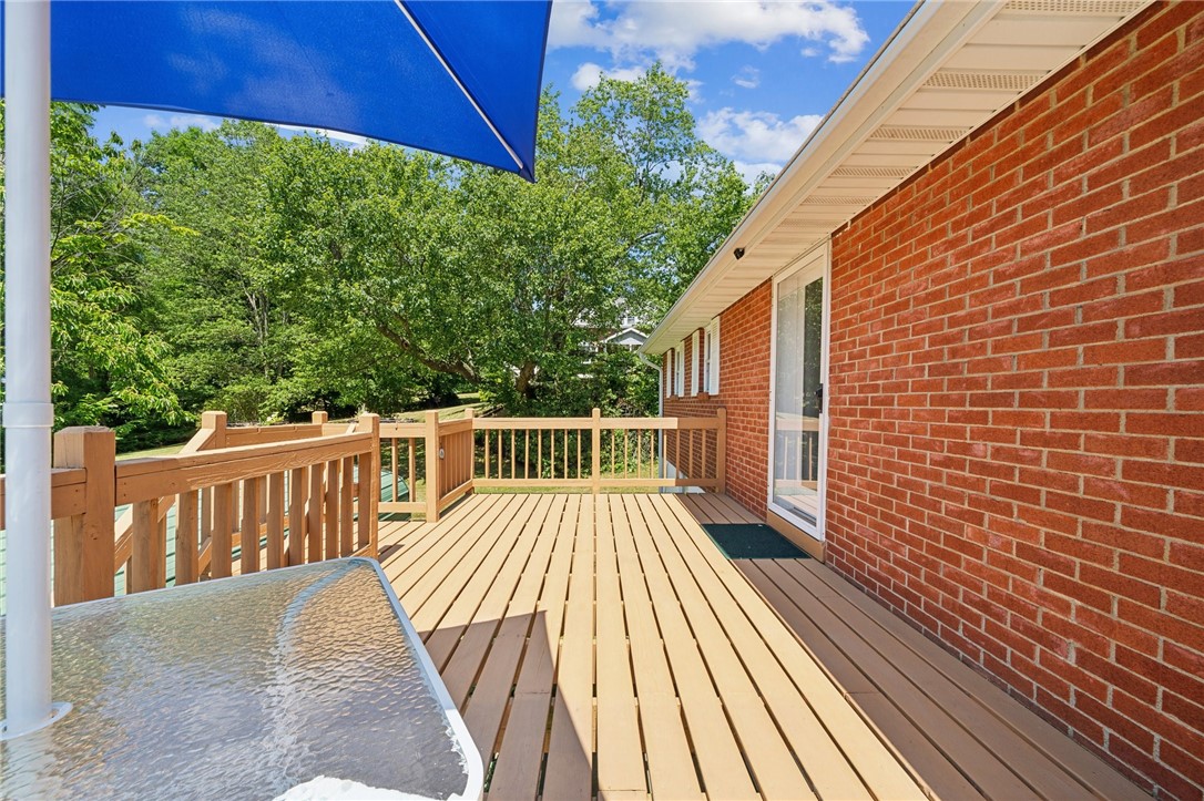 4020 W Lake Dr