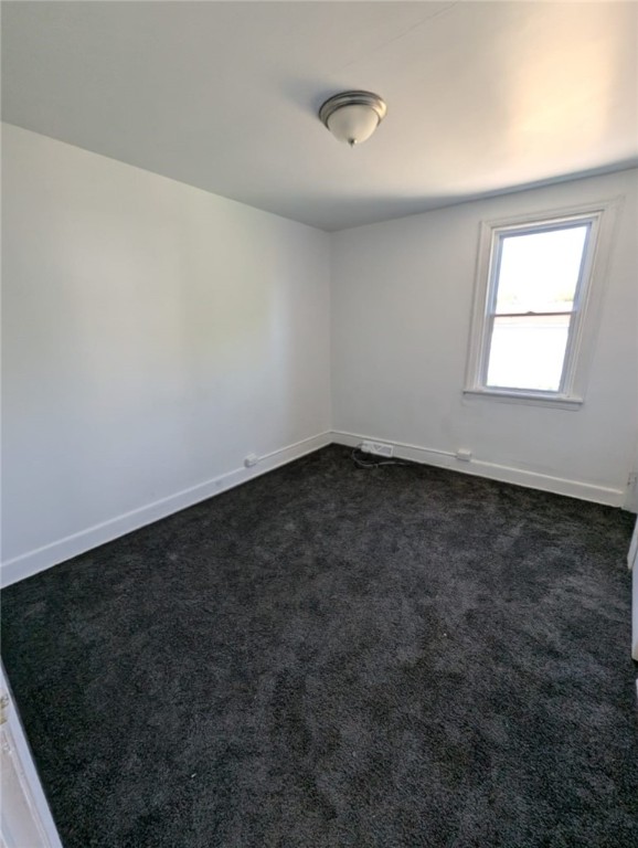 910 Edith St