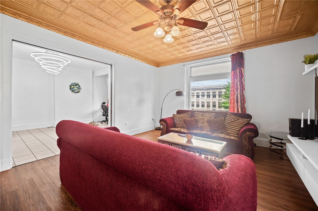 1107 Island Ave