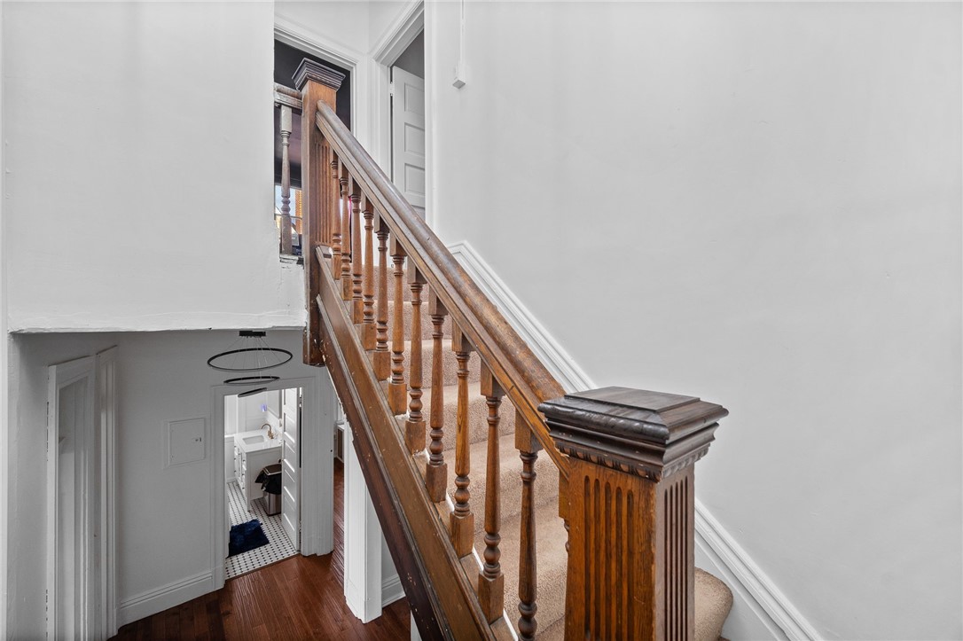 1107 Island Ave