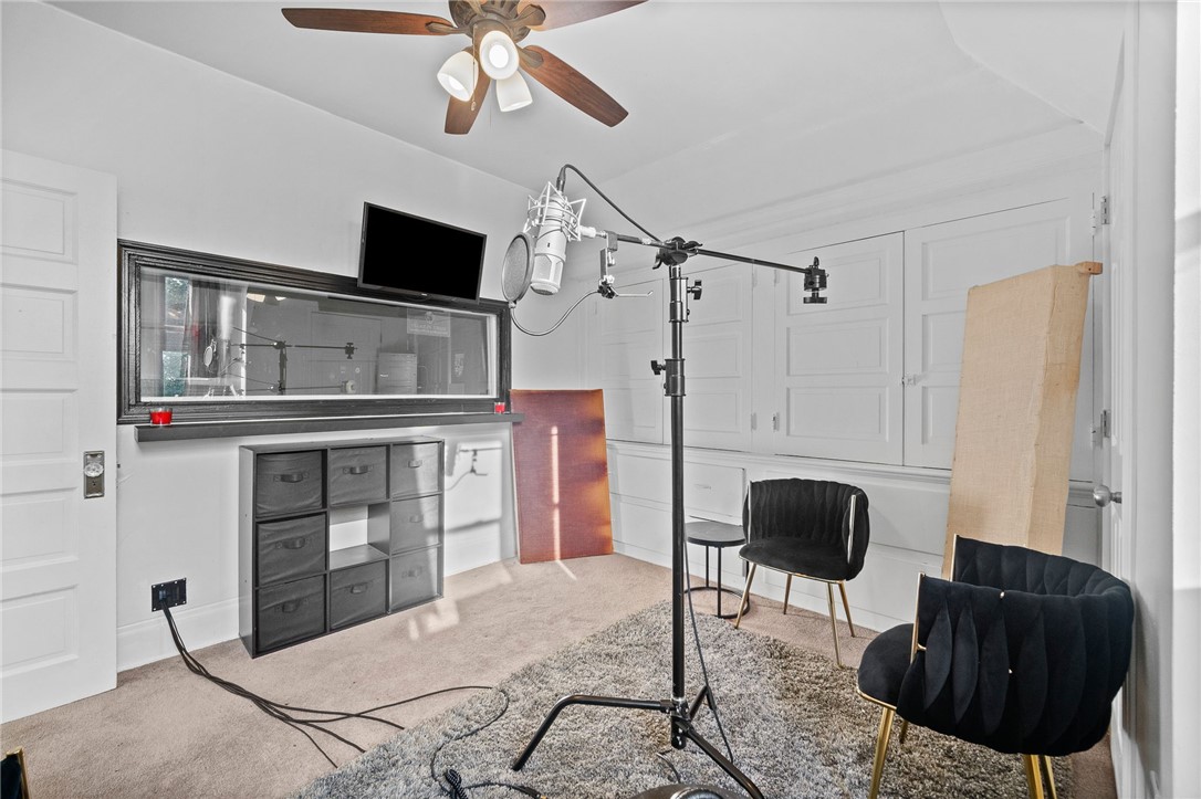 1107 Island Ave