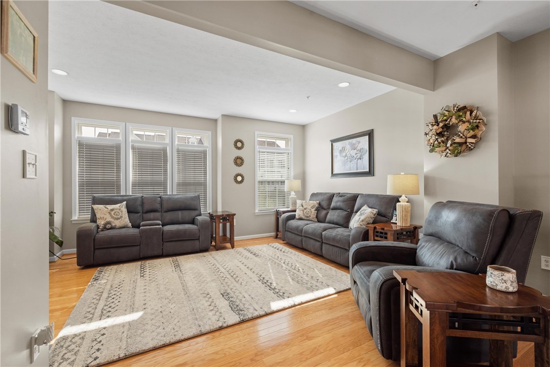 9 Roosevelt Dr