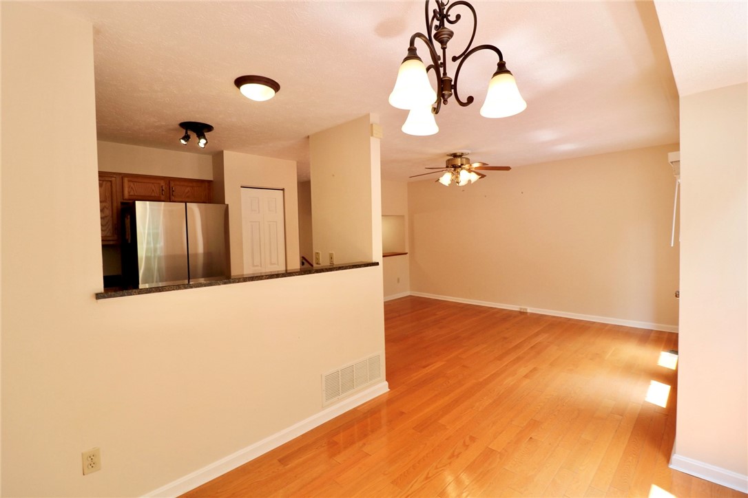 127 Westbrooke Ln