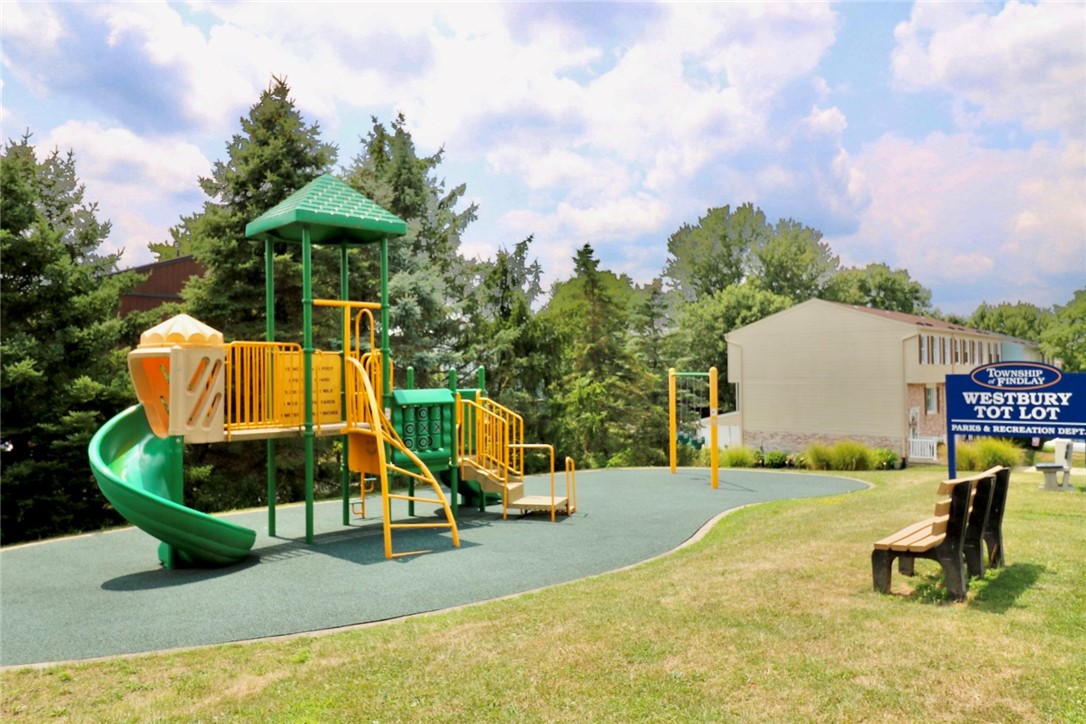 127 Westbrooke Ln