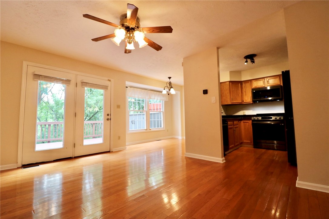 127 Westbrooke Ln