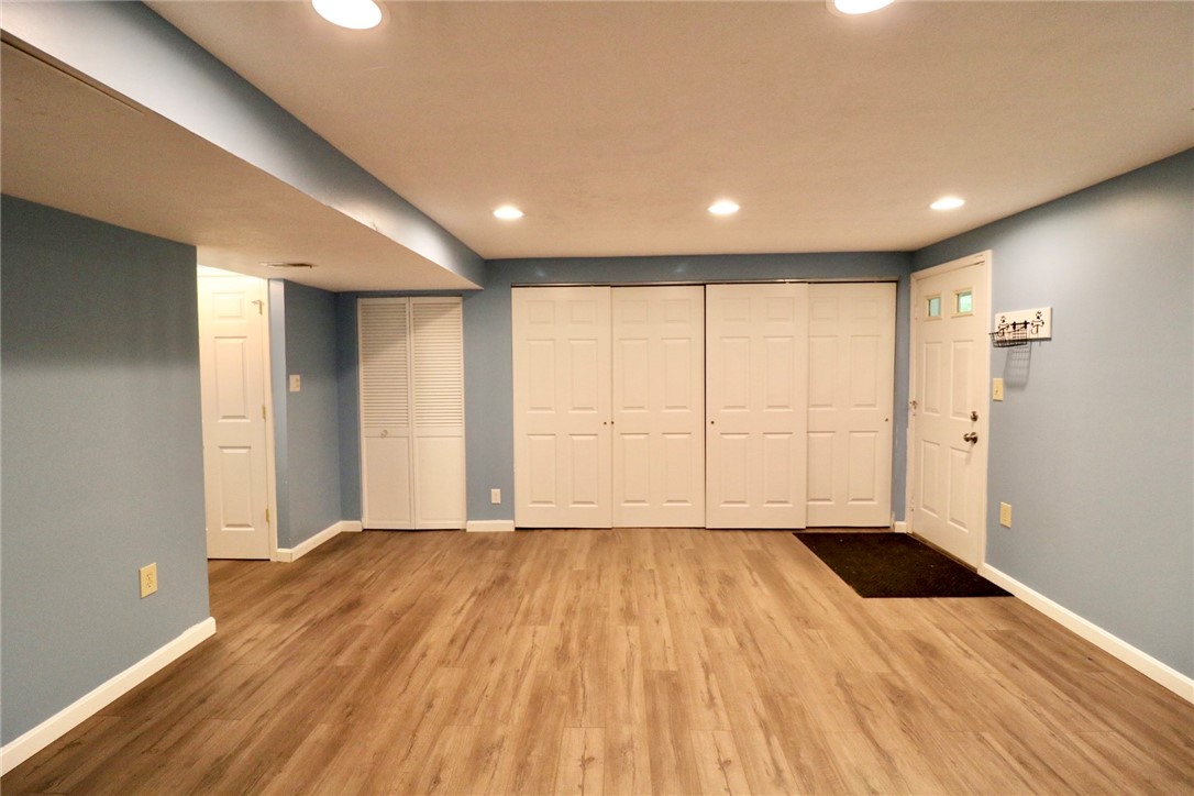 127 Westbrooke Ln