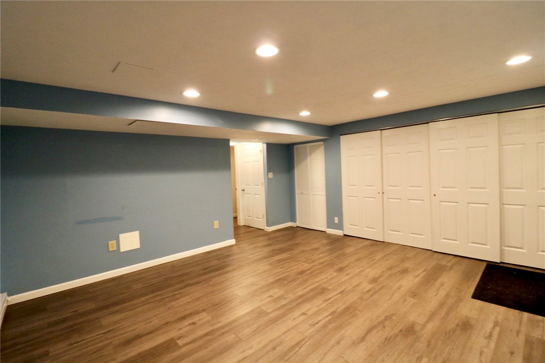 127 Westbrooke Ln