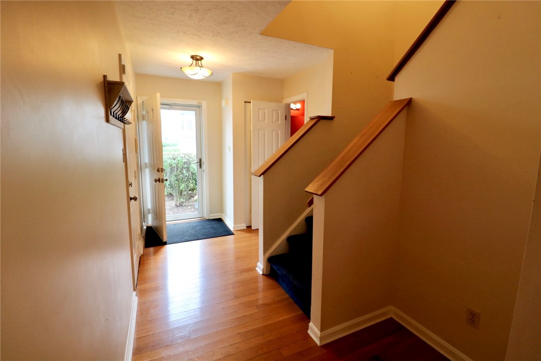 127 Westbrooke Ln